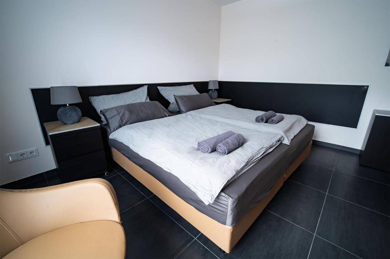 Blauer Stein Apartments Wh2 بولهايم المظهر الخارجي الصورة